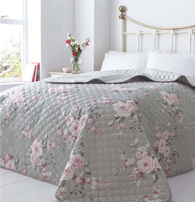 Šedý přehoz přes postel Catherine Lansfield Canterbury Rose, 240 x 260 cm