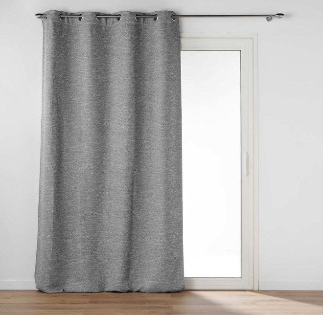 Šedý zatemňovací závěs 140x240 cm Dusky – douceur d'intérieur