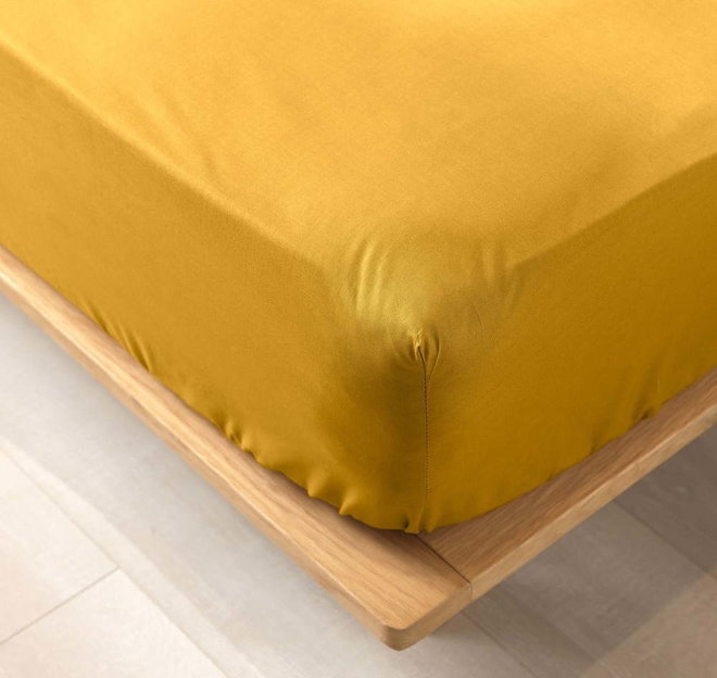 Žluté napínací prostěradlo z Bio bavlny 160x200 cm Biolina – douceur d'intérieur