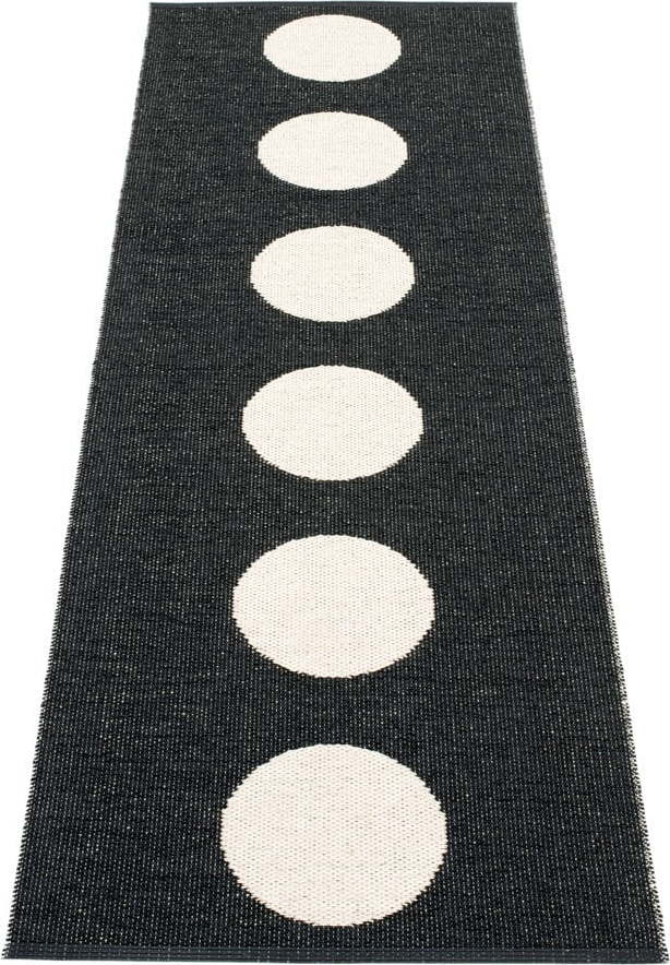 Černo-bílý vnitřní a venkovní běhoun 70x225 cm Vera Black – Pappelina
