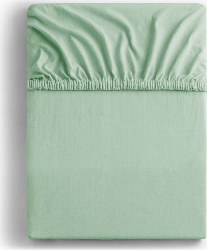 Světle zelené napínací prostěradlo jersey 220x200 cm Amber – Restilo