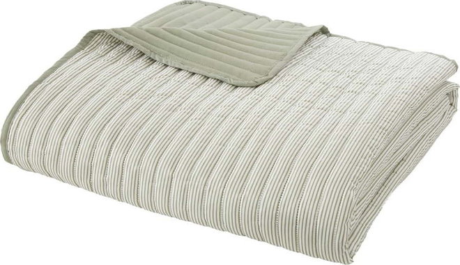 Zelený prošívaný přehoz 220x230 cm Stripe – Catherine Lansfield