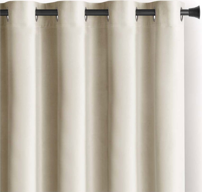 Béžový sametový dimout závěs 140x245 cm Eyelets – Restilo