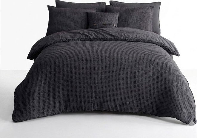 Antracitové povlečení na dvoulůžko/prodloužené z bavlny Renforcé 240x220 cm Waffle Striped – Mila Home Luxury