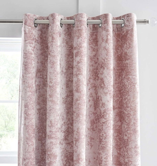 Růžové závěsy v sadě 2 ks 229x229 cm Crushed Velvet – Catherine Lansfield