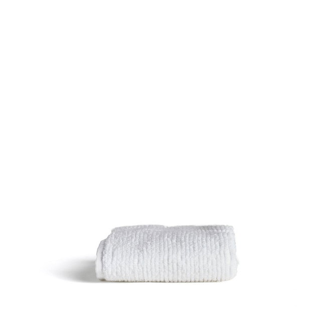 Bílý froté bavlněný ručník 30x50 cm Olvira – Kave Home